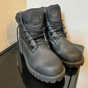 Black Timberland Boots